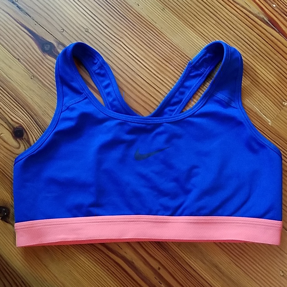 Nike dry fit sports bra
